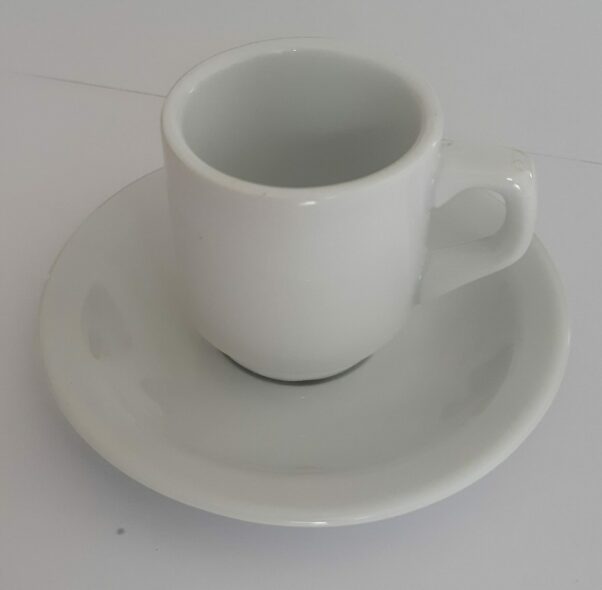Tasse avec soucoupe